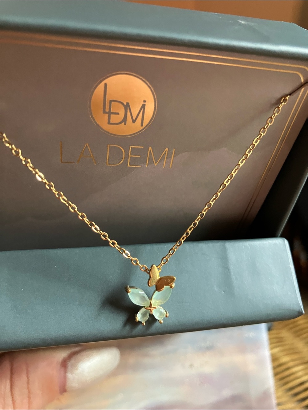 Gold-Plated Necklace with Mint Butterfly Pendant& 2 star clips for FREE!!!